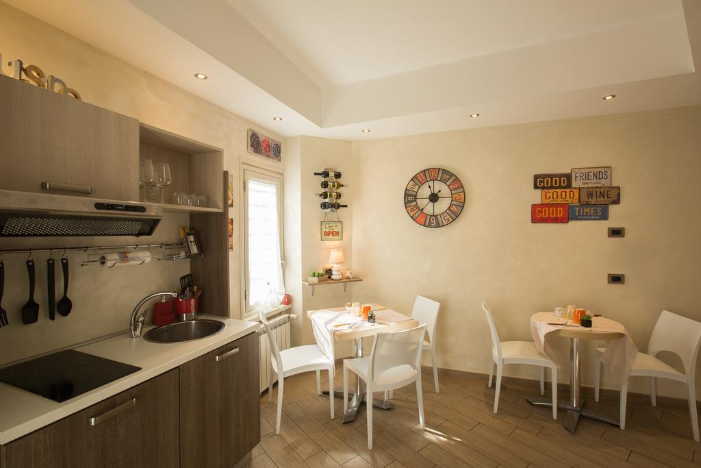 לינה וארוחת בוקר רומא Relais Tiburtina מראה חיצוני תמונה